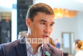 Не сорить, вести себя культурно и думать о других рекомендовал С.Сапиев астанчанам