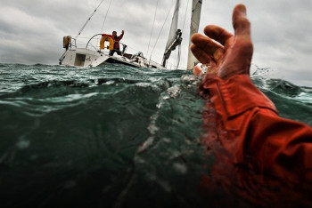 Фотография к новости: Выживший. Жителя Мангистау унесло течением в сторону Азербайджана