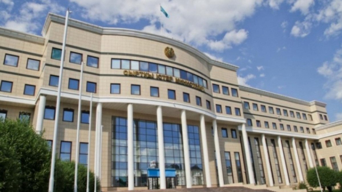 Казахстан не ведет переговоры по отправке военных в Сирию - МИД РК 