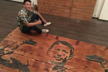 В помощь лишившейся ног алматинке художник продаст «Железного Гену» за несколько миллионов тенге