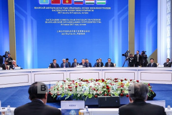 Фотография к новости: Индия и Пакистан стали членами ШОС