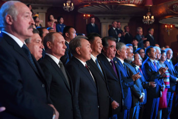 Фотография к новости: Нурсултан Назарбаев посетил концерт, посвященный заседанию ШОС