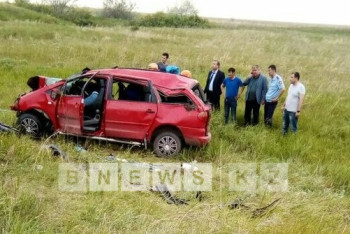 Плохие дороги или превышение скорости: В ЗКО выясняют подробности страшного ДТП 