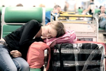 Более 200 казахстанцев не могут вернуться домой из Антальи