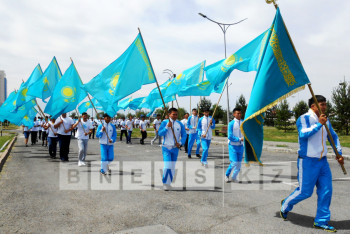 К 25-летию госсимволов РК в Талдыкоргане финишировал марафон 