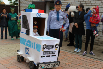 Фотография к новости: ЭКСПО-павильон с необычными колясками открыли в Павлодаре