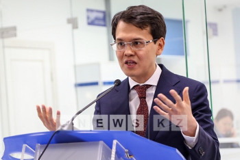 Фотография к новости: Багдат Мусин предложил следить за детсадами в онлайн режиме 