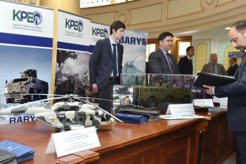 Фотография к новости: Казахстанская военная техника представлена дипломатическому корпусу зарубежных стран