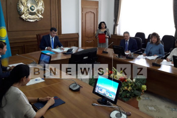 Фотография к новости: В Алматы будут сдерживать цены на наиболее востребованные лекарства