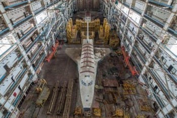 «National Geographic» снял фильм про заброшенные в степях Казахстана космические шаттлы