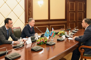 Фотография к новости: Н.Нигматулин принял посла Азербайджана в Казахстане