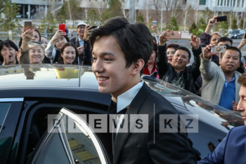 Фотография к новости: Димаш Кудайбергенов покорил Францию