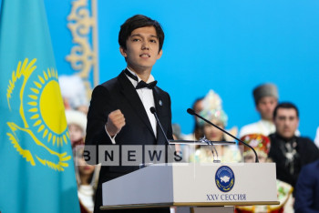 Нурсултан Назарбаев благословил Димаша Кудайбергенова