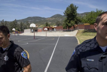 Фотография к новости: Стрельба в начальной школе Калифорнии: трое погибших