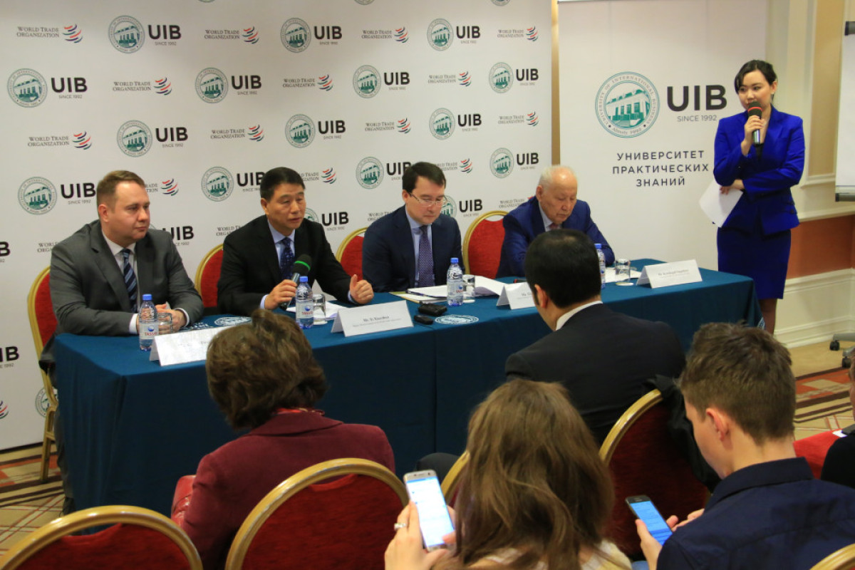 и фото в тексте Руслана Канабекова