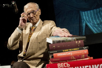 Фотография к новости: В США скончался поэт Евгений Евтушенко