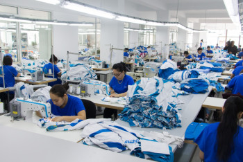 В Алматы представили новую линию современной верхней одежды