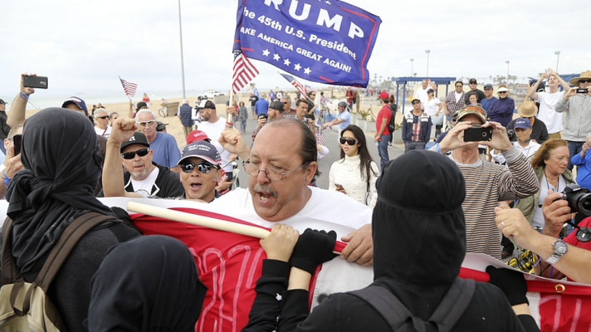 © EPA/EUGENE GARCIA  