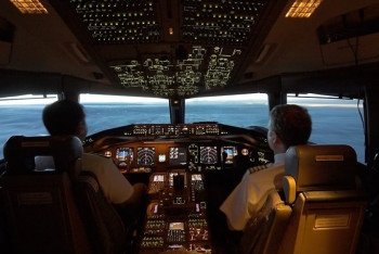 Фотография к новости: В странах СНГ самолеты оснастят видеорегистраторами