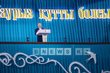 Фотография к новости: Нурсултан Назарбаев поздравил казахстанцев с Наурызом