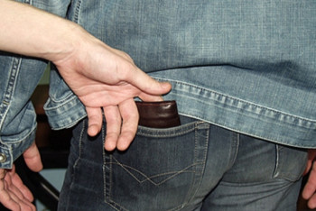 Будьте бдительны: В Астане «работают» карманники