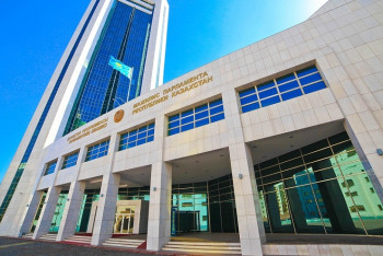 Повестка пленарного заседания Мажилиса на 15 марта