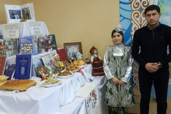 В Кокшетау АНК  выпустила альманах «Моя семья - страны моей частица» ко Дню благодарности