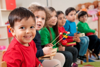 Фотография к новости: МОН РК намерен объединить все очереди в детсады в одну республиканскую