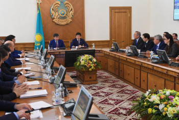 Фотография к новости: О внедрении электронного уголовного дела рассказал алматинцам Генпрокурор РК