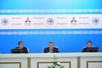 Фотография к новости: Министр образования и науки РК разъяснил акмолинцам основные положения Послания Президента РК