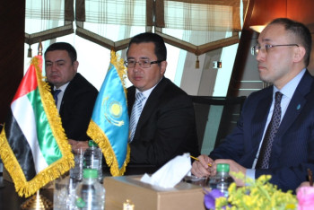 Фотография к новости: Даурен Абаев провел двусторонние встречи в ОАЭ