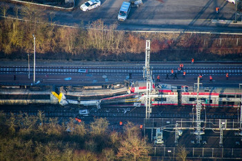 Фотография к новости: Последствия столкновения двух поездов в Люксембурге