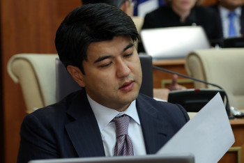 Фотография к новости: Бишимбаев похитил миллиард тенге при строительстве стекольного завода в Кызылорде