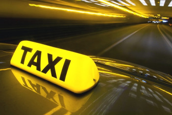 В Астане предлагают создать остановки для такси