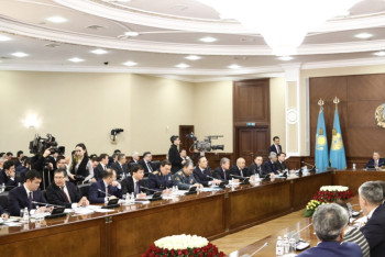 Фотография к новости:  Н.Назарбаев: Если вы боитесь ответственности, почему так стремились стать министрами?