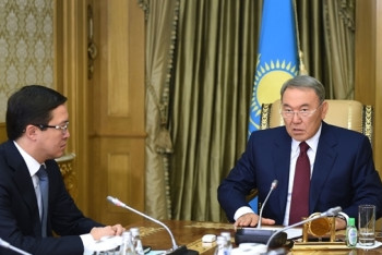 Фотография к новости: Н.Назарбаев – главе Нацбанка: Кто будет вмешиваться, скажи мне фамилии