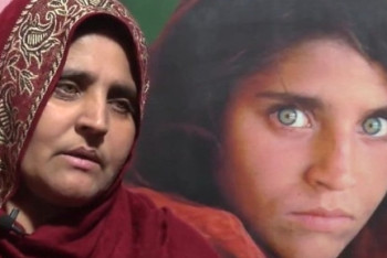 Фотография к новости: Героиня культовой фотографии с обложки National Geographic впервые рассказала о своей жизни (ФОТО, ВИДЕО)