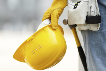 Фотография к новости: В ЮКО штрафуют нарушителей строительных норм (ФОТО)