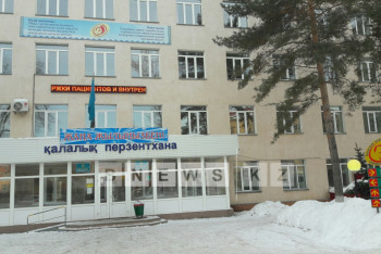 Фотография к новости: Бывший родильный дом Уральска стал ночлегом для бомжей (ФОТО)