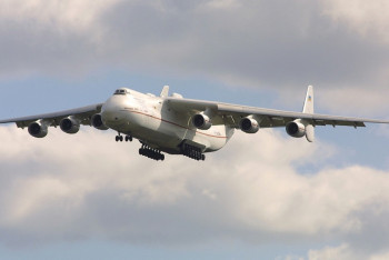 Фотография к новости: В Кыргызстане грузовой самолет рухнул на дачный поселок