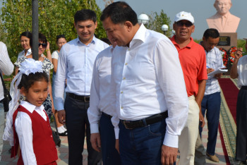 Фотография к новости: Написать о своих мечтах попросил школьников акимат Атырауской области