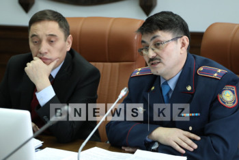 ДВД Астаны: Казахстанцы обязаны открывать дверь полицейским в форме