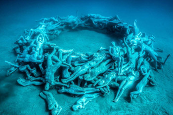 Фотография к новости: Первый в Европе подводный музей (ФОТО)