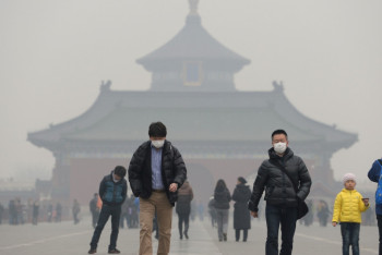 Фотография к новости: Экологи объяснили причину появления смертоносного смога в Пекине