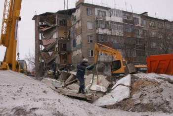 Госслужащие Костанайской области собрали 11 млн тенге для пострадавших шаханцев