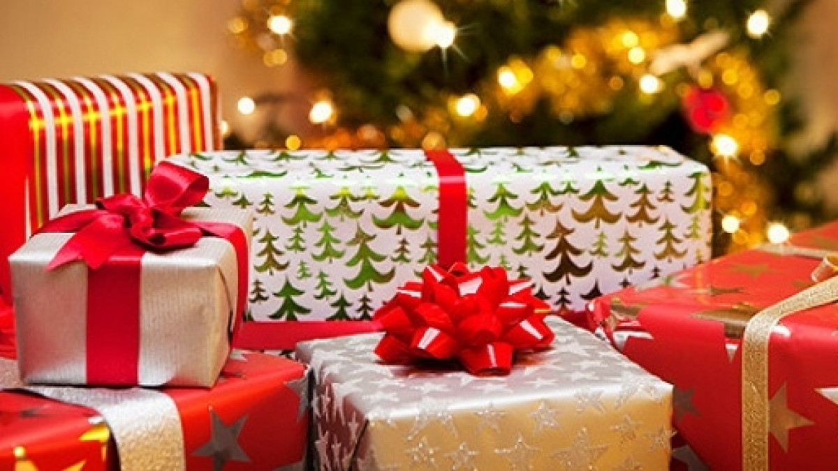 Какие подарки сделают казахстанцы друг другу на Новый год? (ВИДЕО)