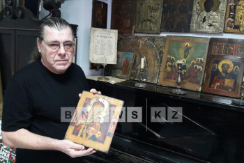 Фотография к новости: В Уральске разыскивают владельцев старинных икон (ФОТО)