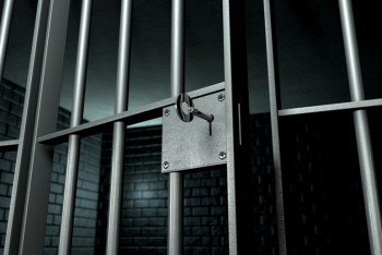 Фотография к новости: В Кокшетау обвиняемого в убийстве полицейского арестовали на два месяца