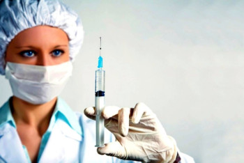 Фотография к новости: Почему все больше казахстанцев отказываются от прививок?