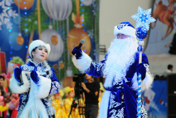 Фотография к новости: Более 200 детей приняли участие в Президентской елке в Талдыкоргане (ФОТО)